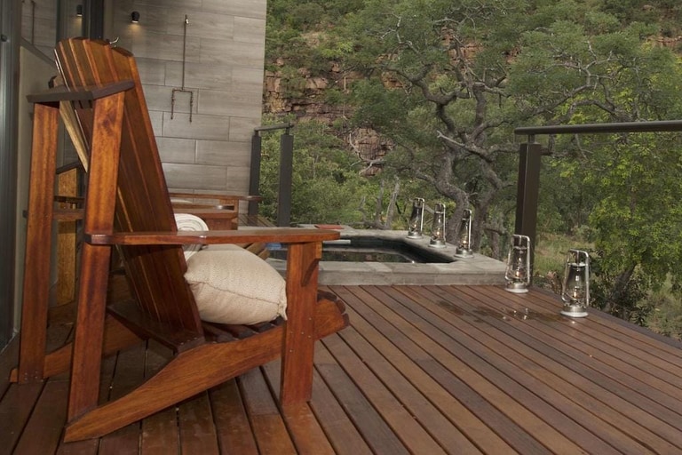 Inzalo Safari Lodge accommodation
